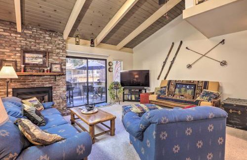 Incline Village Apartamento | 1 Mi to Beach Incline Village Condo with Rafts!