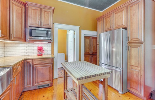 Meridian Casa | 1 Mi to Dtwn Meridian: Historic Home w/ Porch!