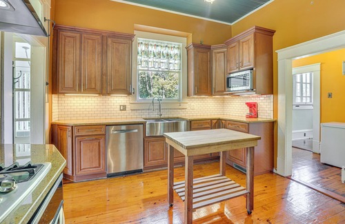 Meridian Casa | 1 Mi to Dtwn Meridian: Historic Home w/ Porch!