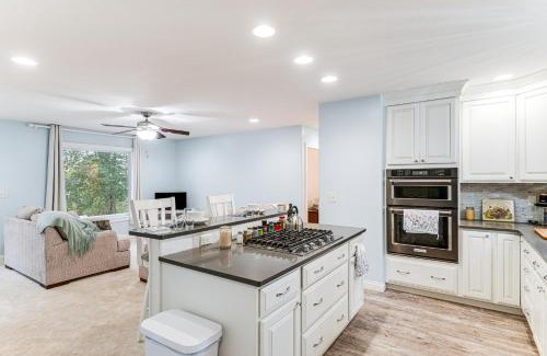 Newburgh Casa | 1 Mi to Dtwn Newburgh Quiet Home with Yard!