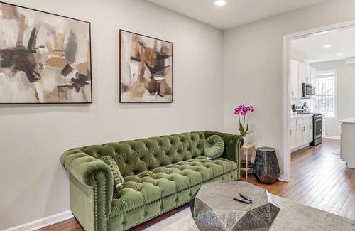 Park View Casa | < 1 Mi to Howard University: Townhome w/ Deck