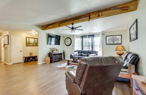 Cassville Casa | 1 Mi to Shops and Cafes Updated Cassville Home!