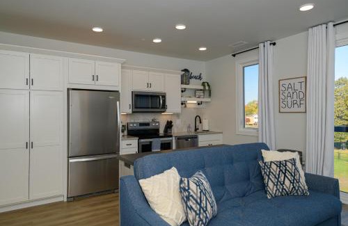 Traverse City Apartamento | 1 Mi to Ski Area Penthouse Condo in Traverse City