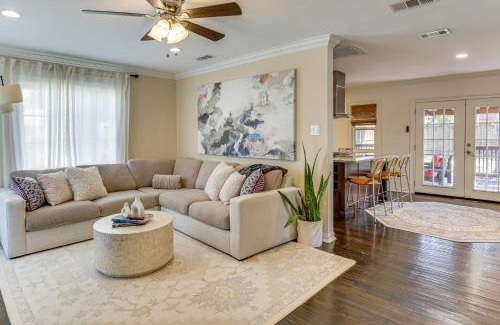 Northeast Dallas Casa | 1 Mi to SMU Home with Outdoor Entertainment
