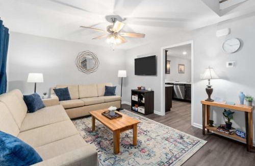 Clarksville Casa | 1-Mile to Downtown Clarksville 2 Comfy Homes