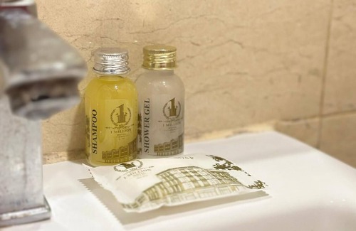 Tebrau Hotel | 1 Million Hotel