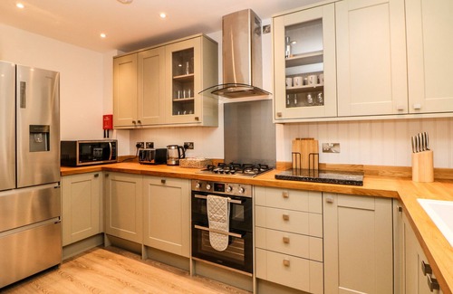 Hollow Meadows Cabaña | 1 Orchard View