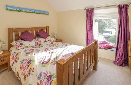 Cwrt Casa | 1 Rhys Terrace