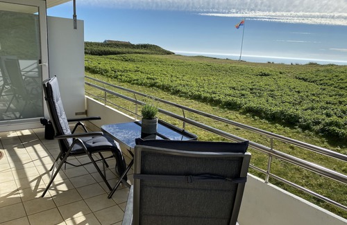 Wenningstedt-Braderup Apartamento | 1-room apartment with direct sea view and approx. 40 m², for up to 2 people