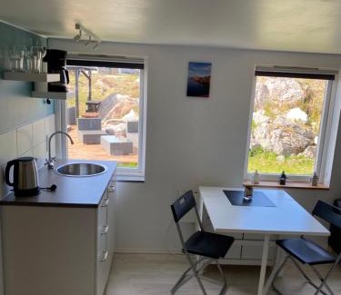Dyrvik Apartamento | 1-rom Apartment Sommer - Frøya