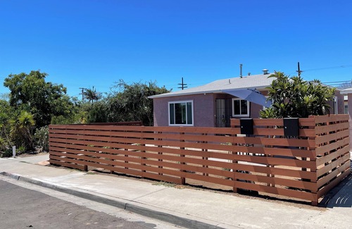 City Heights Casa | 10 Min to Downtown, tranquil 2 BR House with patio and deck, free parking