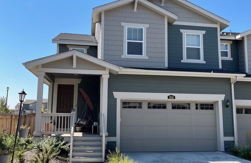 Commerce City Casa | 10 Mins from Denver International Airport- 2022 New Home