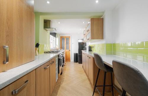 Liverpool Casa | 10 Mins To Crosby Beach Ensuite Wc Parking