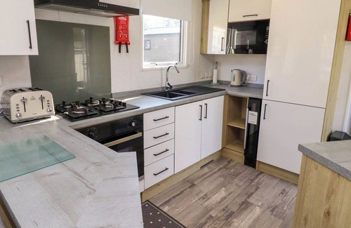 Swarland Cabaña | 10 WOODLANDS WAY, family friendly, with a garden in Longframlington