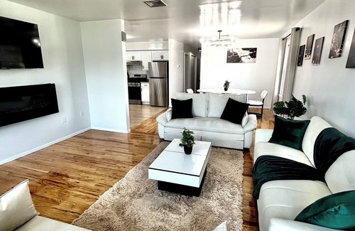 Ironbound District Apartamento | 100 Dollars Off October! NYC, JFK, EWR, Newark, Times Square