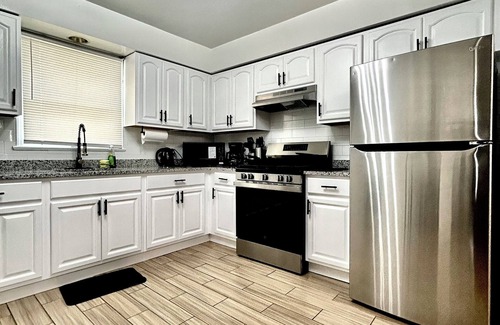 Ironbound District Apartamento | 100 Dollars Off October! NYC, JFK, EWR, Newark, Times Square