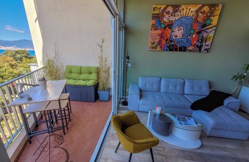 Porticcio Apartamento | A 100 m de una cala de arena y 500 metros de restaurantes y todos los servicios