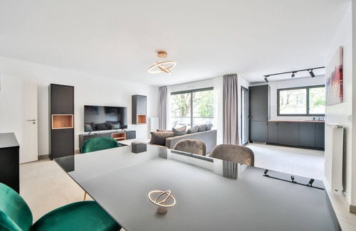 La Varenne Saint-Hilaire Apartamento | 101 69-Apartamento-Baño privado-Balcón