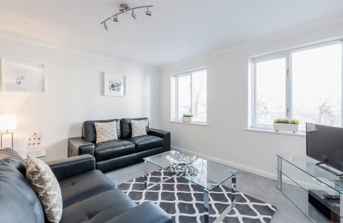 Grove Apartamento | 101 Regents Court -2 bedroom apartment