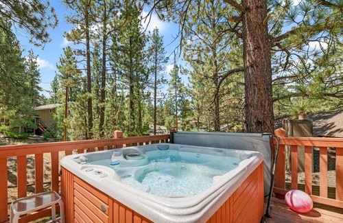 Big Bear Casa | 104 - Cozy Cabin in Pinewood Estates
