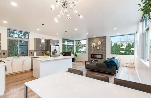 Ballard Casa | 107 - Ballard Green Home