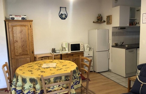 Le Sauze Apartamento | 10m from ski slopes, balcony, parking, tv, ski locker, 30m², Sauze - Super Sauze