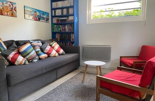 Cran-Gevrier Apartamento | 10mn walk from the lake, quiet one-bedroom apartment, ground floor with garden.