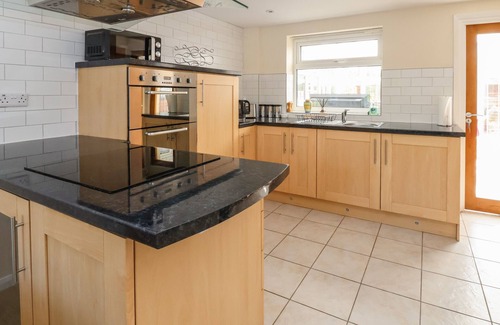 Thingwall Cabaña | 11 OVERDALE AVENUE, pet friendly, with open fire in Heswall