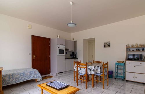 Sables-d'Or-les-Pins Apartamento | 111 - T2 apartment 150m from Plage des Sables-D'or