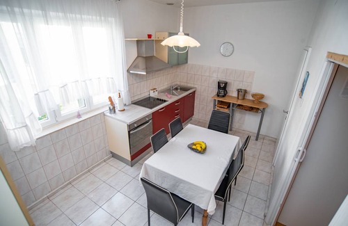 Jesenice Apartamento | 112 m² Apartamento ∙ 3 habitaciones ∙ 9 huéspedes