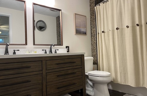 Louisville Apartamento | 1174 Topside! Cozy 2BR apartment!