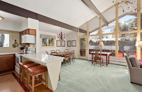 Aspen Casa | 118 E. Bleeker Street Home, Large, Two-Level Home/Duplex with Private Deck & On-Site Parking