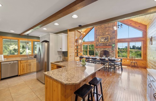 Walker Lake Cabina | 11bd Getaway at Walker Lake | Wildlife | Outdoors