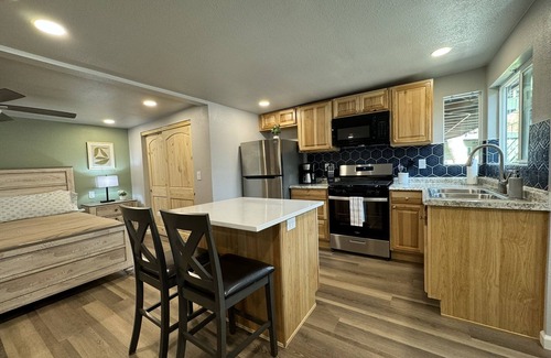 Sedona Condominio | 12 Creekside Retreat 1 Bedroom Condo by RedAwning