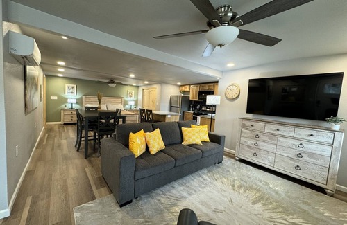 Sedona Condominio | 12 Creekside Retreat 1 Bedroom Condo by RedAwning