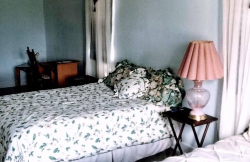 Uvalda Otro | " 3 RIVERS HOUSE" 2/2, CASA DE CAMPO $129 por noche $139 viernes y sábado
