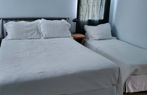 Uvalda Otro | " 3 RIVERS HOUSE" 2/2, CASA DE CAMPO $129 por noche $139 viernes y sábado
