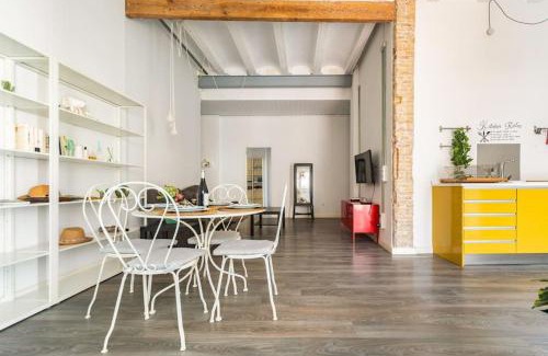 Poblats Maritims Apartamento | 120 sqm Loft-style Apartment Beach Royal Marina