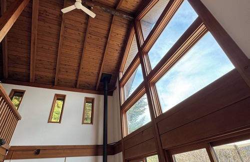 Fujikawaguchiko Cabaña | 120sqm Cathedral ceiling cottage/3min walk lake/Fuji view BBQ terrace/kawaguchi