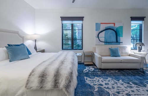 West End Hotel | 121 Hotel Floor 1 Buyout by AvantStay | Entire First Floor Buyout of 121 Hotel!