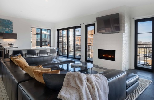 West End Hotel | 121 Hotel Floor 3 Buyout by AvantStay | Entire Third Floor Buyout of 121 Hotel!