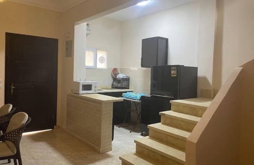Bulaq ad Dakrur Apartamento | 123 · 2BR townhouse, 1 bath, yard