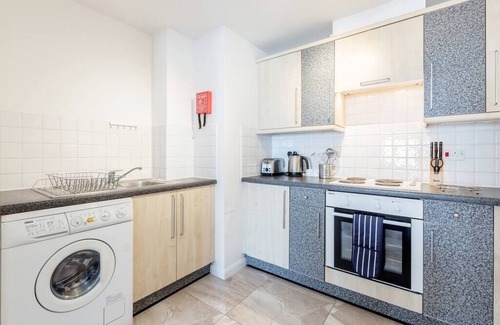 Grove Apartamento | 125 Regents Court -1 bedroom apartment