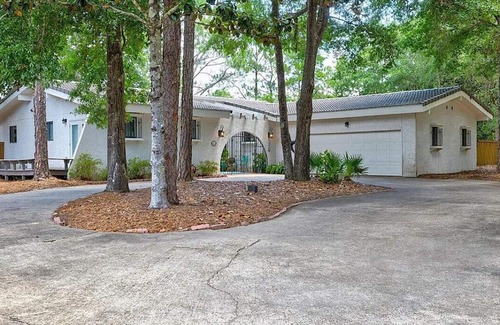 Santa Rosa Beach Casa | #128 BOAT SLIP POOL paddle board BAY