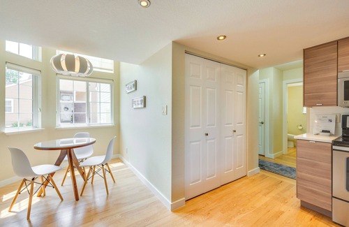 Arvada Casa | 13 Mi to Dtwn Denver: Arvada Townhome w/ Deck