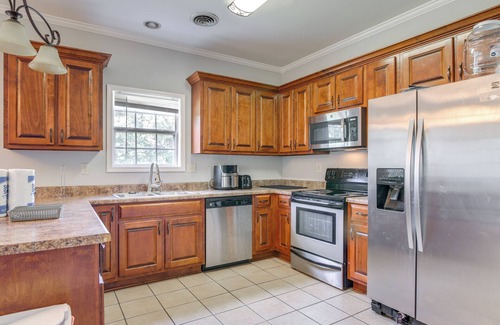 Independence Casa | ~ 13 Mi to Ole Miss: Private Family-Friendly Home!