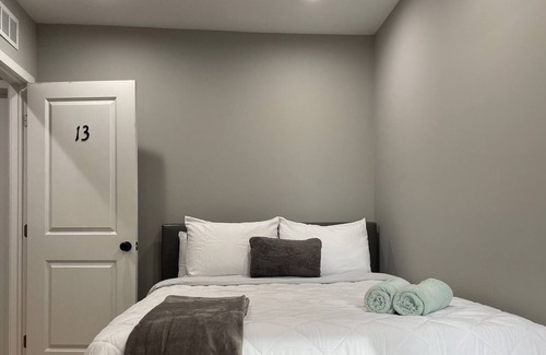 Primos Secane Casa | #13 NEW Cozy Room in Angora