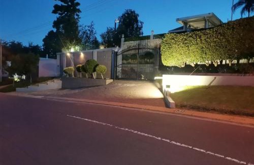Groenkloof Cama Y Desayuno | 131 on Herbert Baker Boutique Hotel