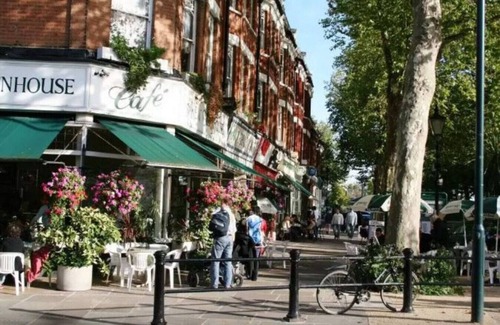 Mortlake Casa | 138 KGH · Beautiful West London Holiday House