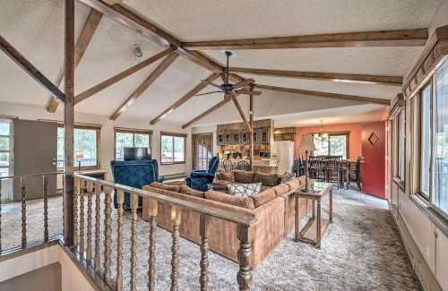 Ruidoso Casa | 14 Mi to Ski Apache Ruidoso Home with Deck and Grill!